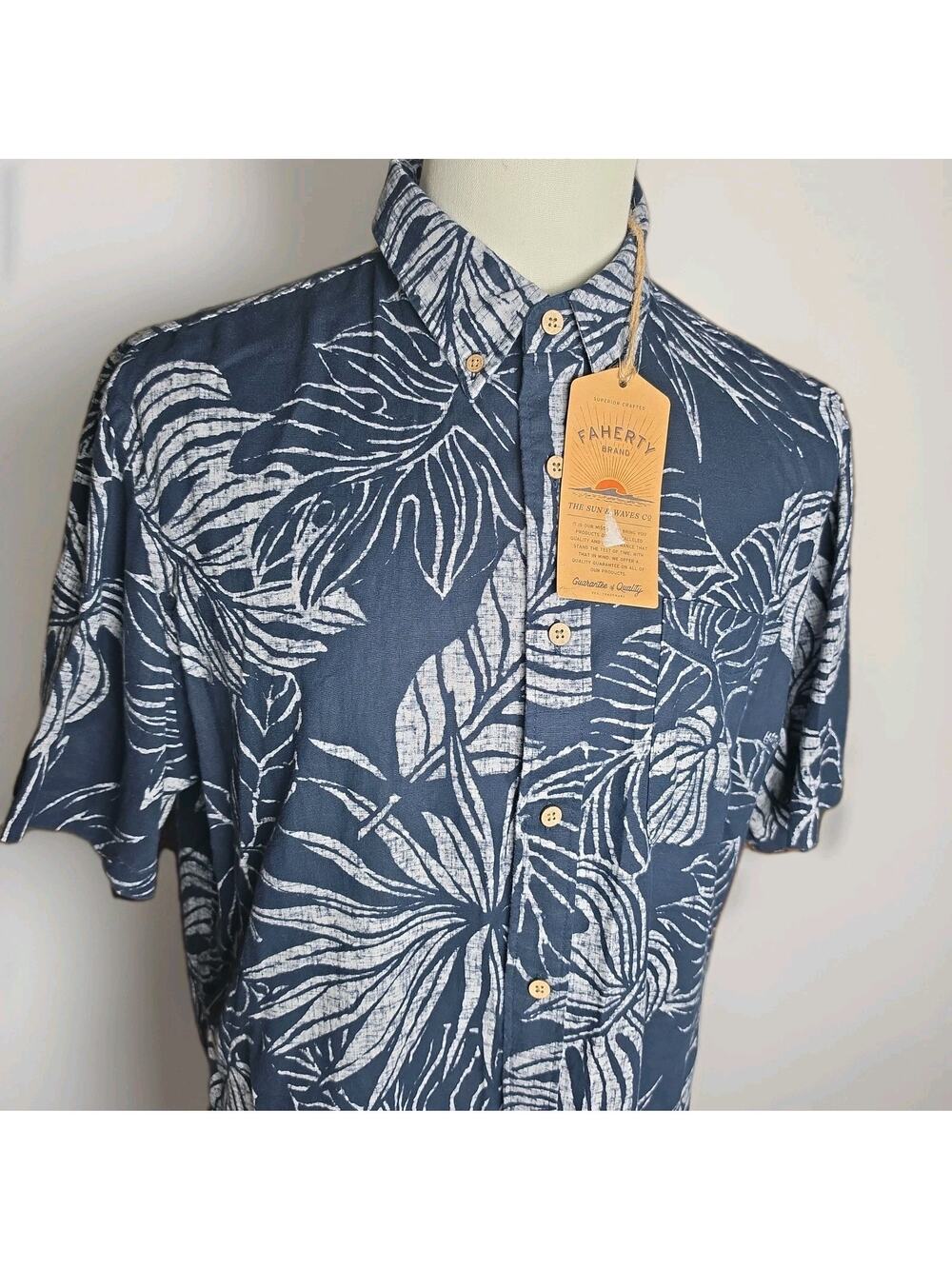 Faherty The Breeze Shirt Men’s Size XL Floral Navy Blue S/S Button Down Linen